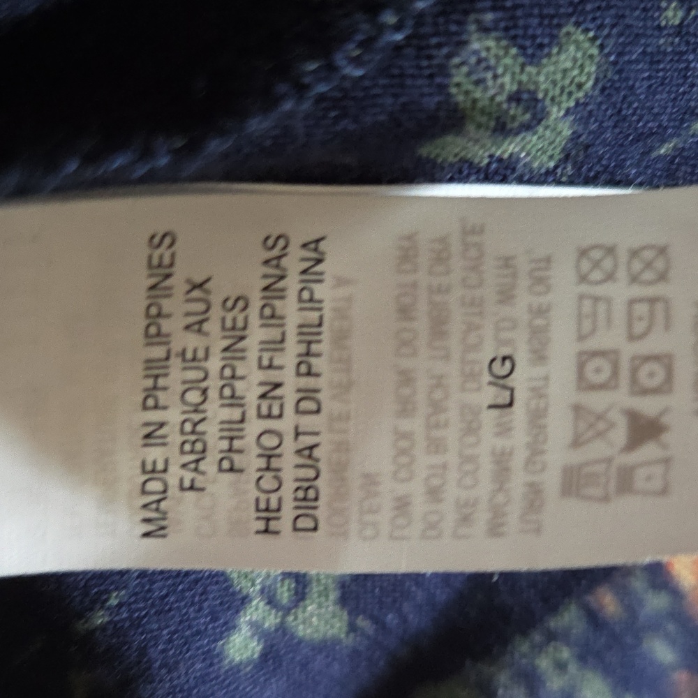 Lucky Brand Blue, Cream & Peach Graphic Top - Picture 6 of 6